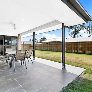  Holiday home Family Friendly House In Australia