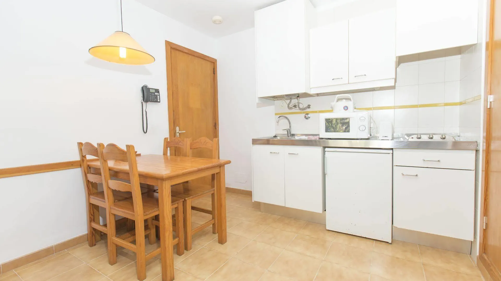 Apartamentos Massol Puerto Pollensa 0*,  España